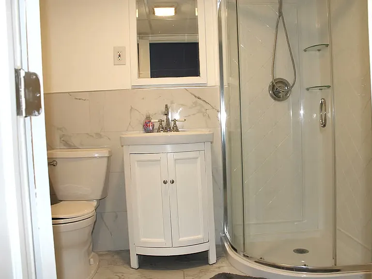 403 Careybrook Ln — Photo 14