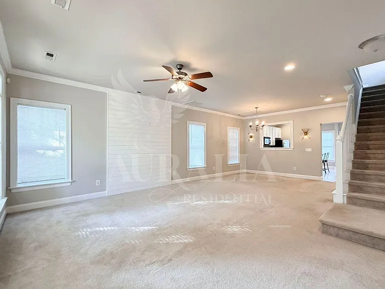 7754 Acc Blvd — Photo 3