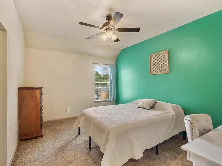 2911 Mossy Log Ct — Photo 19