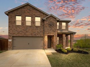 8212 Burma Dr, Fort Worth, TX 76131