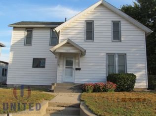 1811 W 4th St, Sioux City, IA 51103