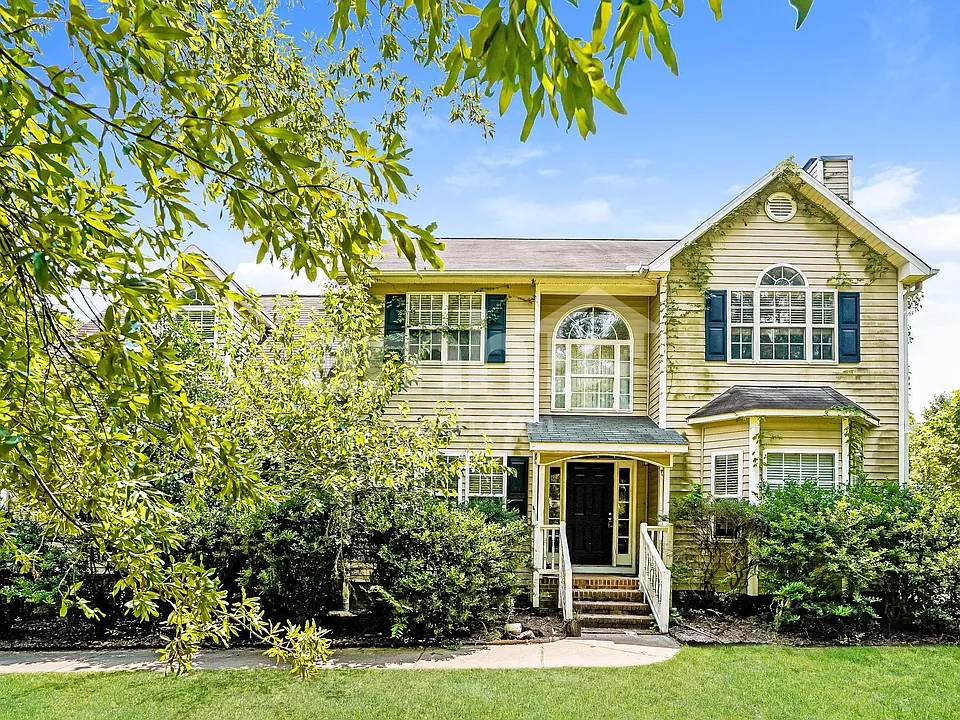 1220 Sunswept Cir
