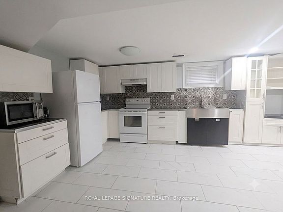 4th image of 2159 Kipling Ave #2