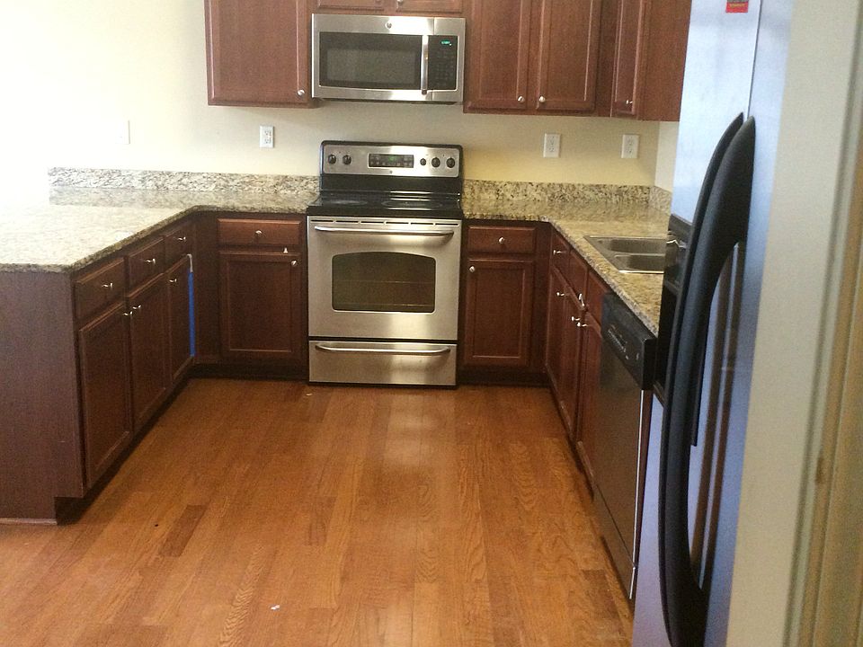 1st image of 6160 Thorncrest Dr