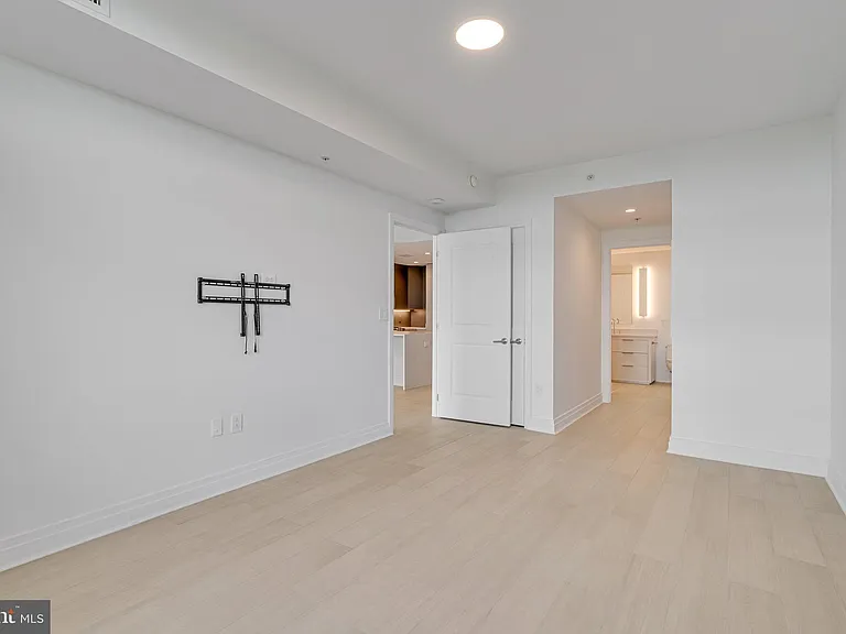 8220 Crestwood Heights Dr #1614 — Photo 13