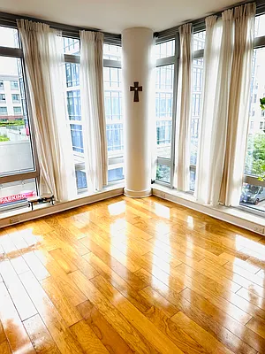 Rented by Owner | media 25