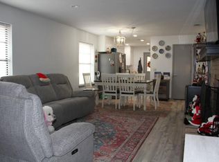 2805 Springhaven Ct, Bedford, TX 76021