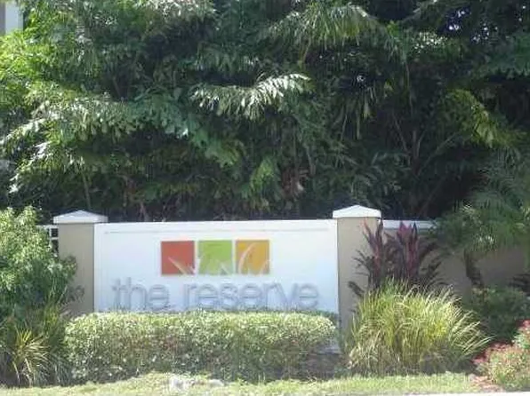 10730 NW 76th Ln, Doral, FL 33178