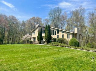 63 N Lake Dr, Stamford, CT 06903