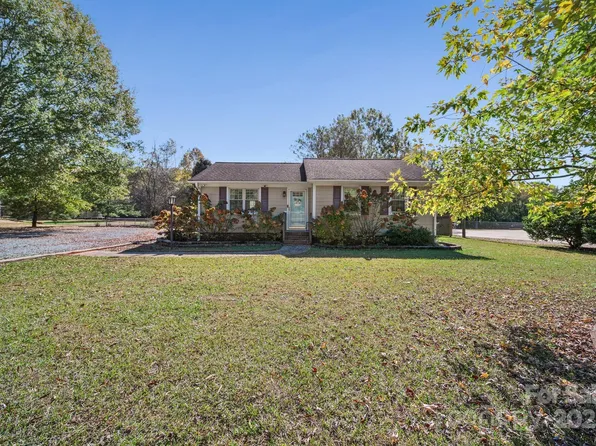 9116 Brief Rd, Charlotte, NC 28227