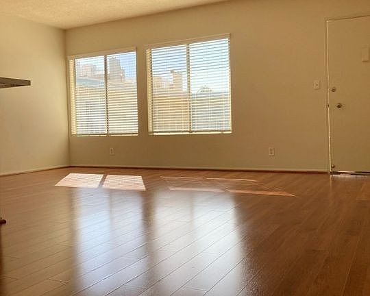 3rd image of 3722 Bagley Ave APT 20