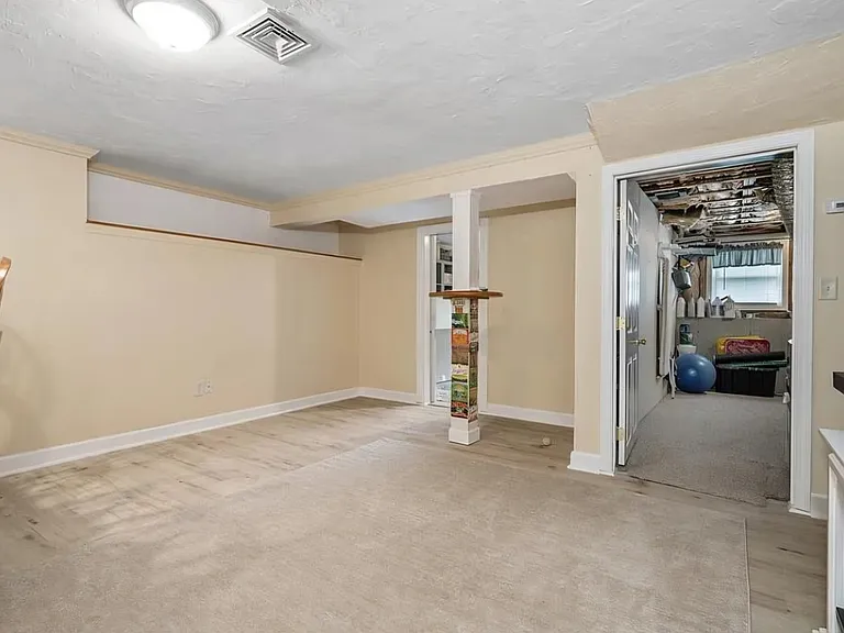 200 Heroux Blvd #1101 — Photo 15