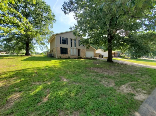 32 Del Tara Dr, Jacksonville, AR 72076