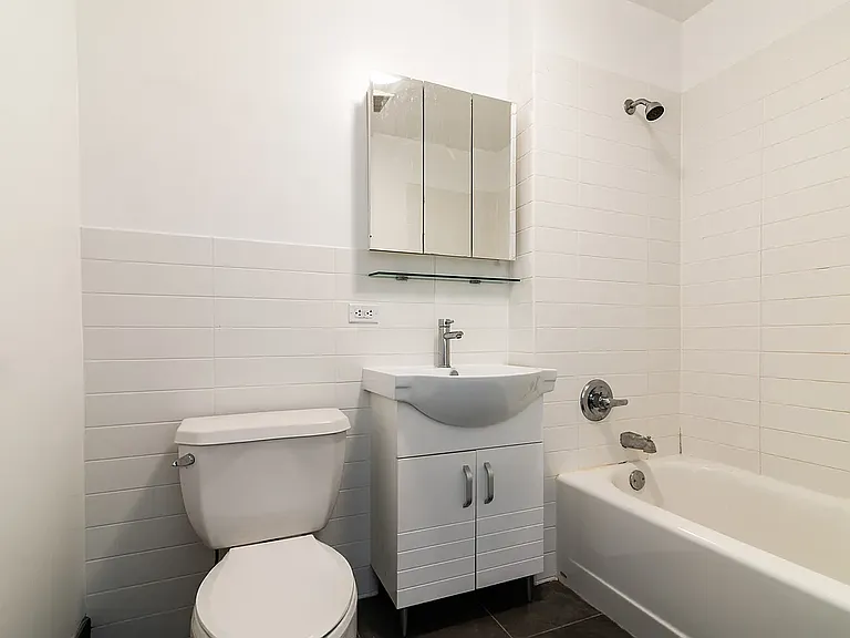 620 W 143rd St #1A — Photo 8