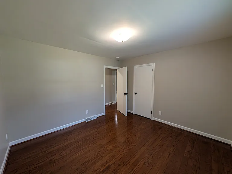 103 Abingdon Cir — Photo 25