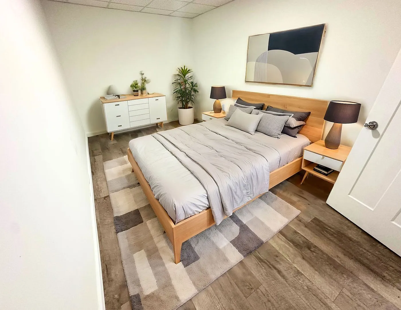 Spacious Apartment to Rent — Photo 3