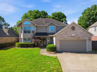 411 W Union Pl, Broken Arrow, OK 74011