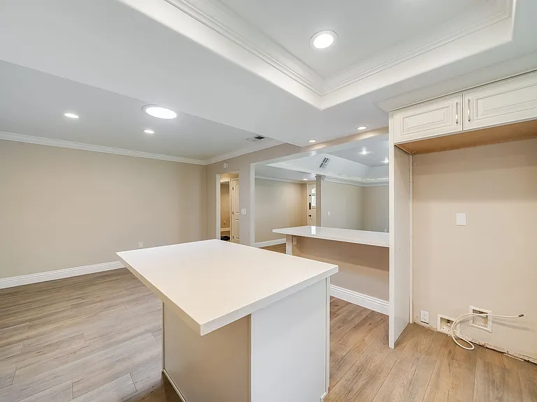 2733 W Keller Ave #1 — Photo 14