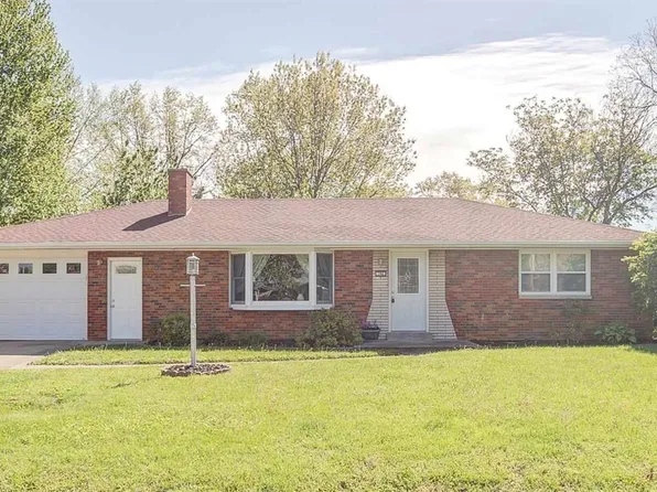 104 Joseph Dr, Fairview Heights, IL 62208