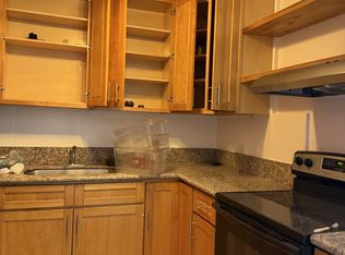 449 Kuamoo St, Honolulu, HI 96815