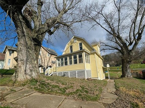 2nd image of 305 Central Ave