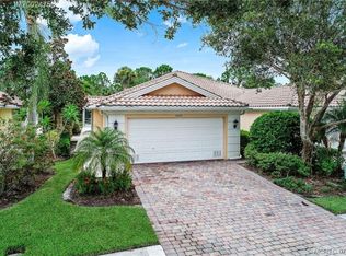 9081 SE Retreat Dr, Hobe Sound, FL 33455