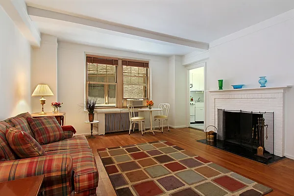 Sold by Corcoran | media 7