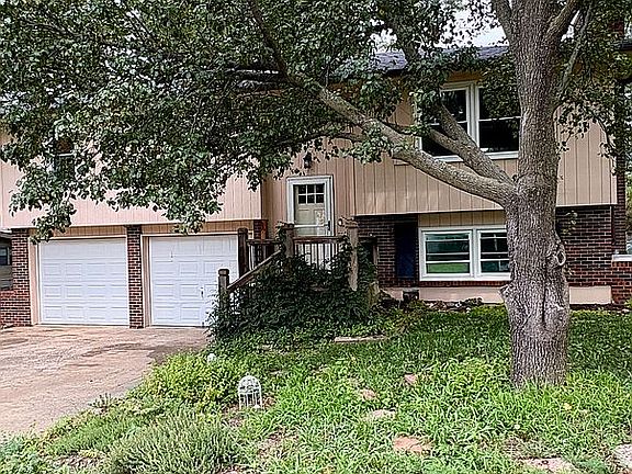 2nd image of 103 Fairview Ave
