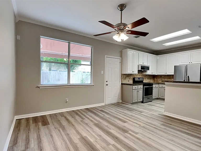 6406 Encenada Green Trl — Photo 2