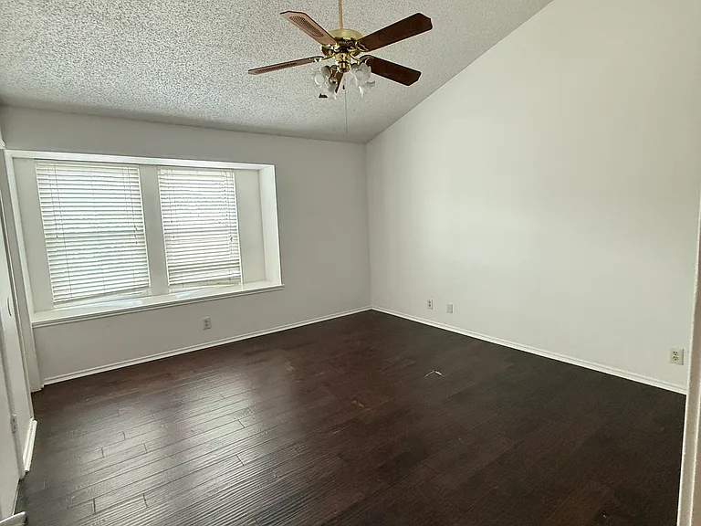 7335 Lazy Trl — Photo 4