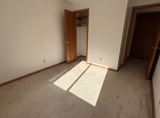 630 Garrison Rd APT B, Battle Creek, MI 49017