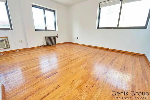 Rented by Genik Group Corp | media 28