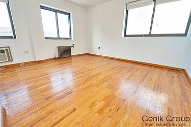 Rented by Genik Group Corp