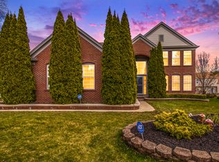 8239 Hummingbird Dr, Ypsilanti, MI 48197