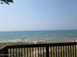 6679 Mack Rd, Pentwater, MI 49449