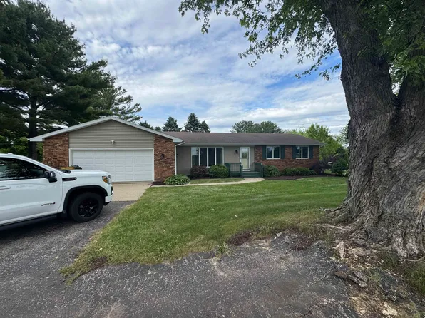 913 10th Ave, New Glarus, WI 53574