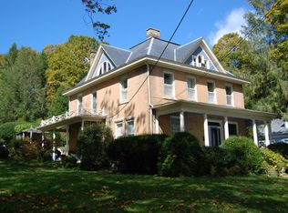 211 Church St, Lewisburg, WV 24901
