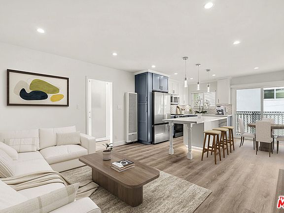 4th image of 2435 3rd St APT 1