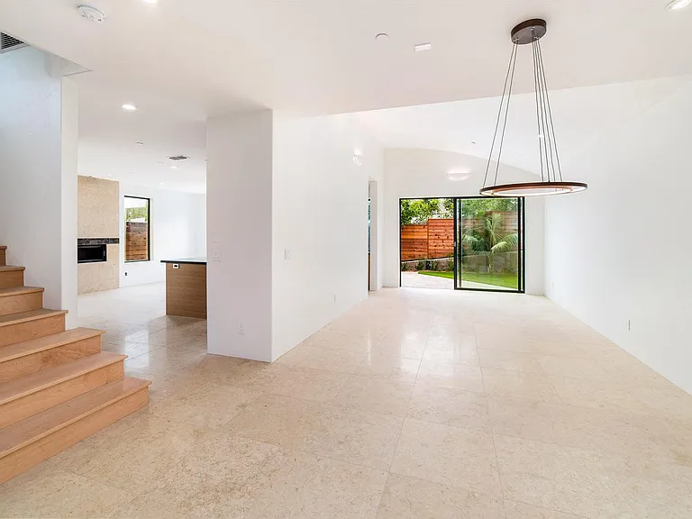 157 W Leucadia Blvd — Photo 35