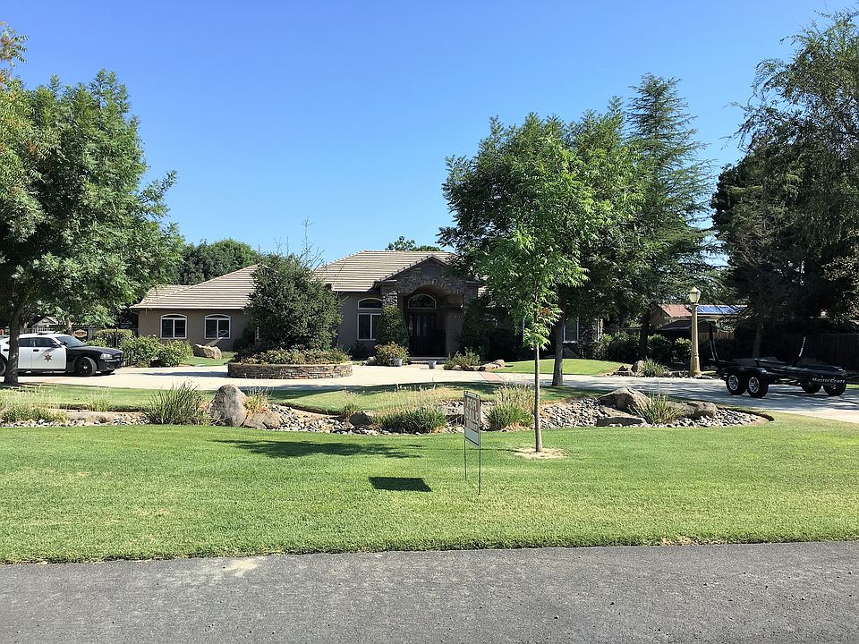 1st image of 286 Hotchkiss Dr