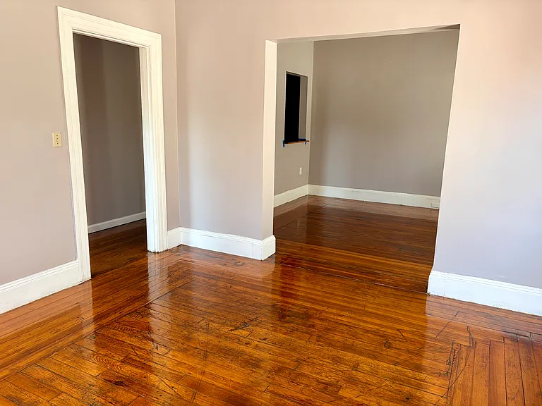11 Hanover St #2 — Photo 5