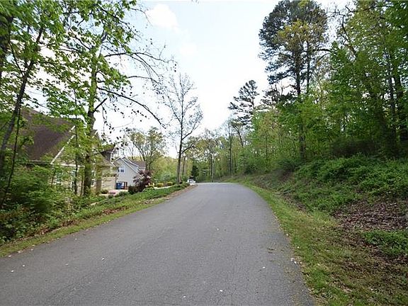 5th image of 45 Lambeth Dr