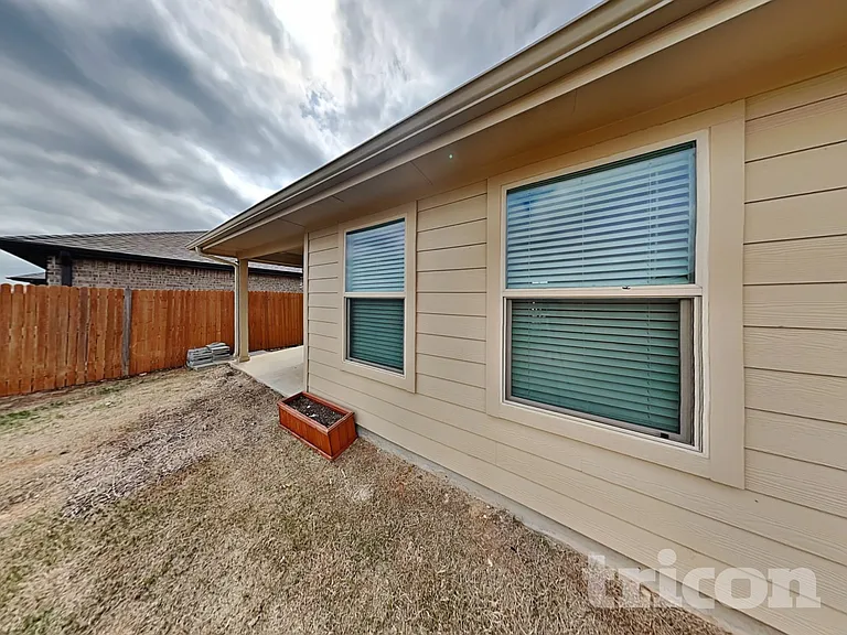 324 Foxhunter St — Photo 14