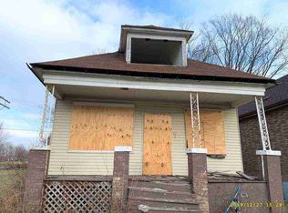 17230 Fenelon St, Hamtramck, MI 48212