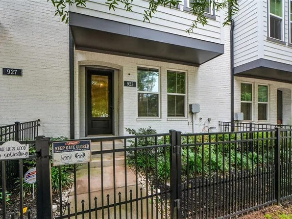 923 Katie Kerr Dr, Decatur, GA 30030