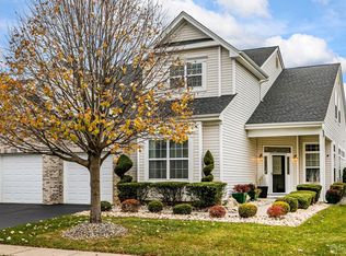 37 Ravenslake Rd, Monroe Township, NJ 08831