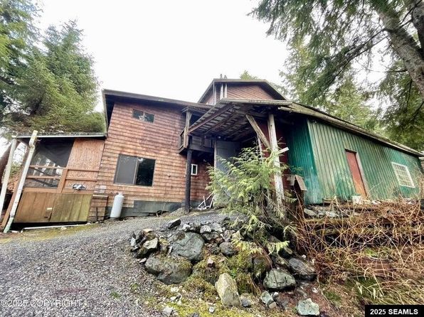 6655 Big Salt Rd, Klawock, AK 99925