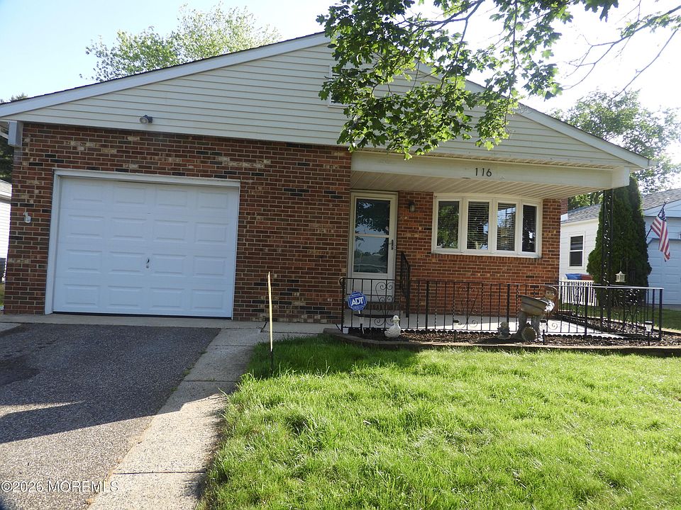 1st image of 116 Santiago Dr