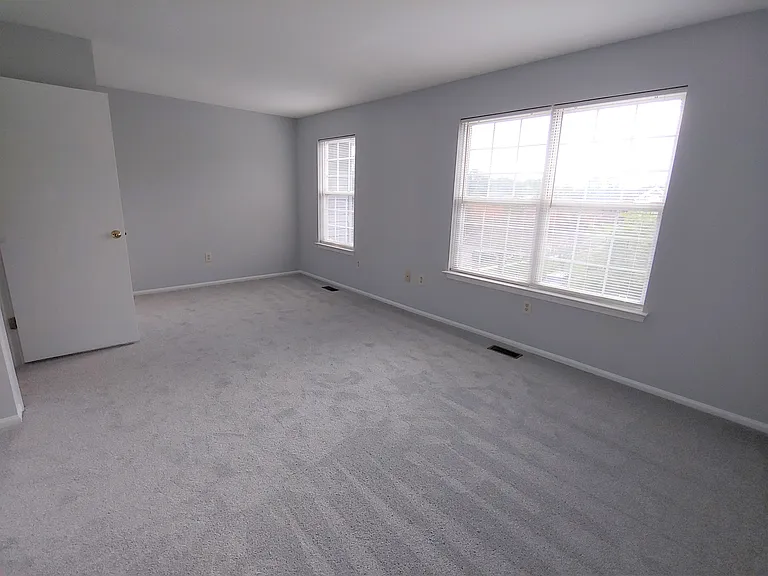 2448 Winding Ridge Rd — Photo 20