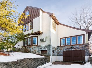 1337 Maple Ave, Downers Grove, IL 60515